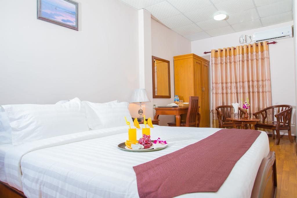 Hotel Iceland Mandalay Exteriör bild